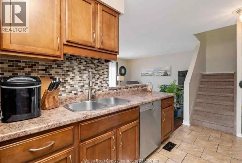 1285 CARDINAL CRESCENT Unit# 37