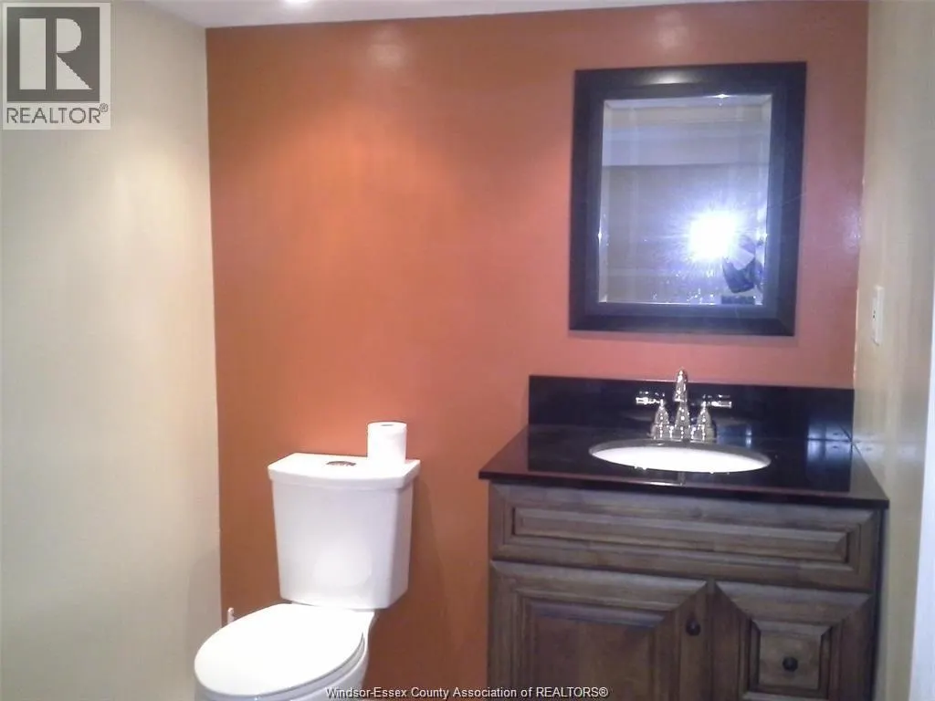 3948 MOUNT ROYAL DRIVE