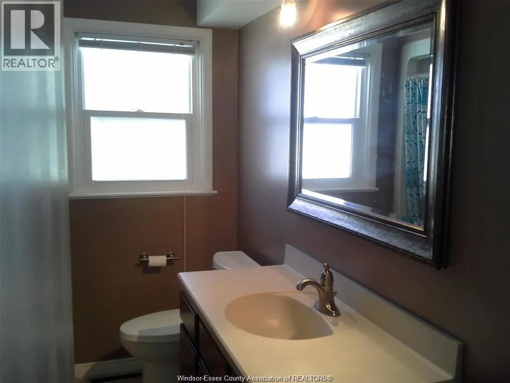 3948 MOUNT ROYAL DRIVE