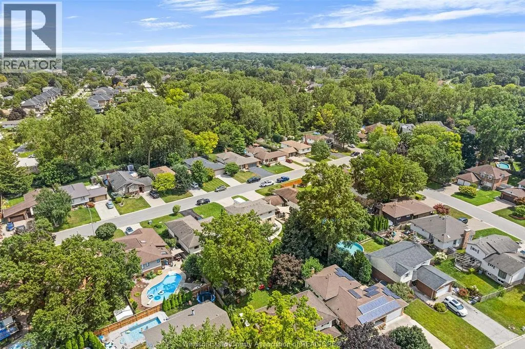 374 Ramblewood DRIVE