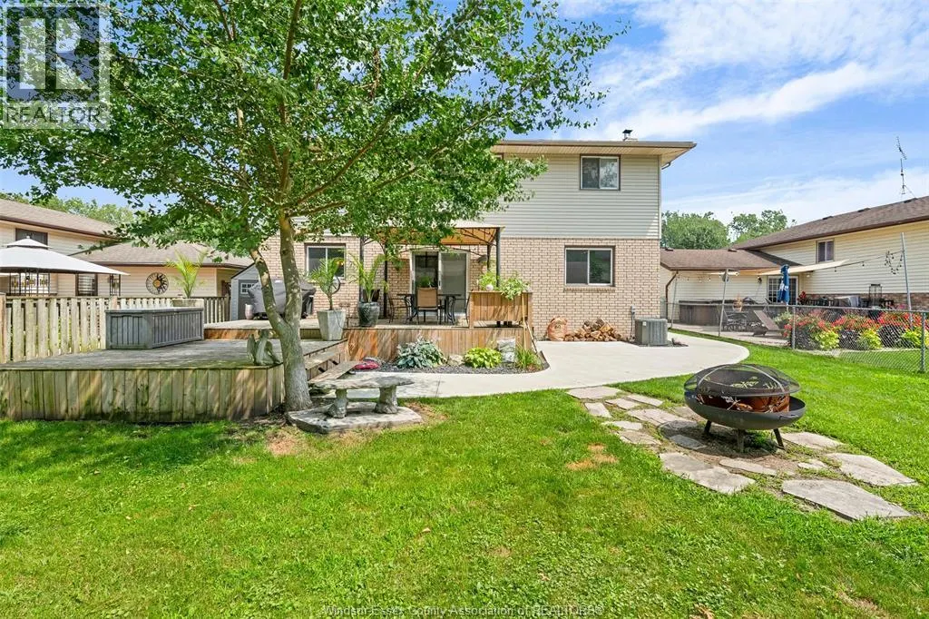 374 Ramblewood DRIVE