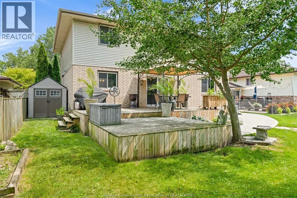 374 Ramblewood DRIVE