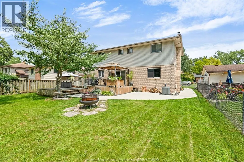 374 Ramblewood DRIVE
