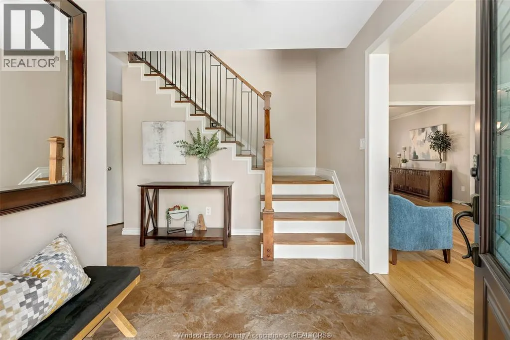 374 Ramblewood DRIVE