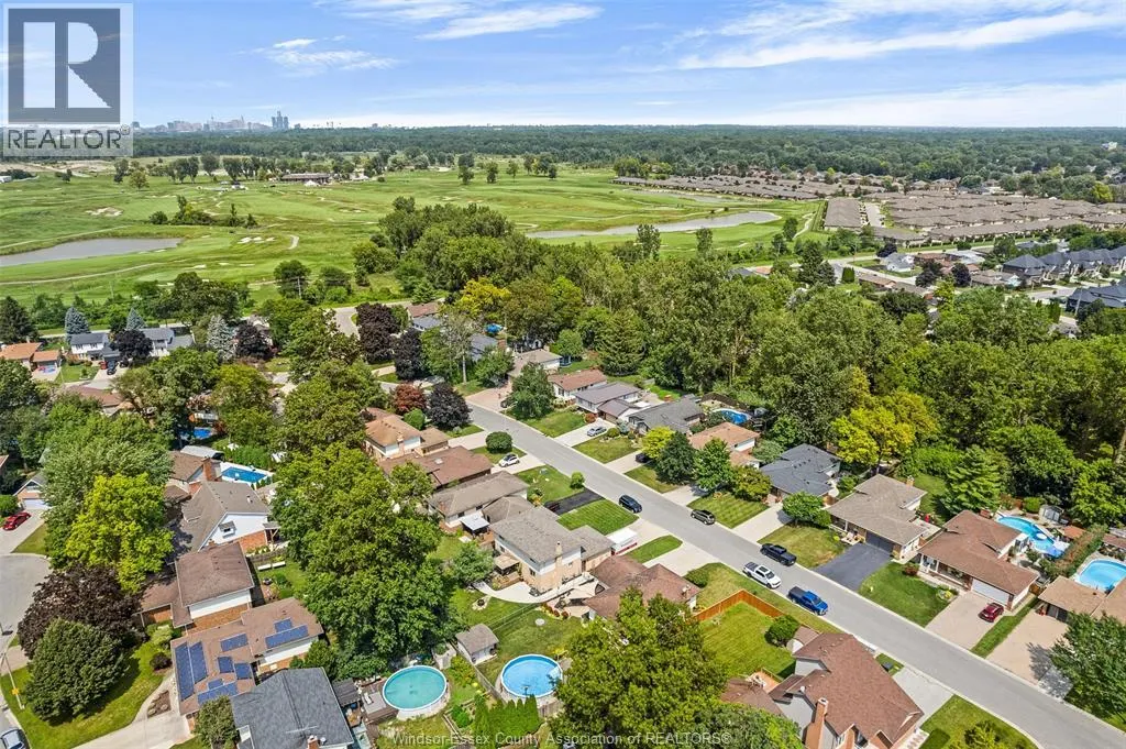 374 Ramblewood DRIVE