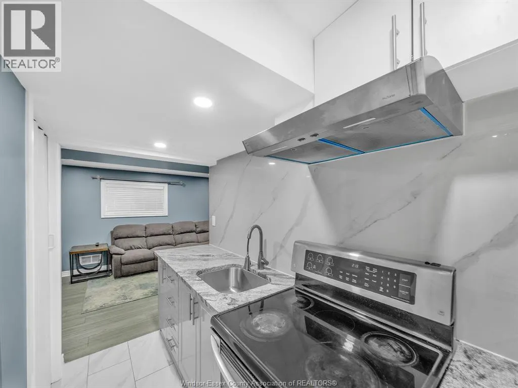 1337 CHATEAU AVENUE