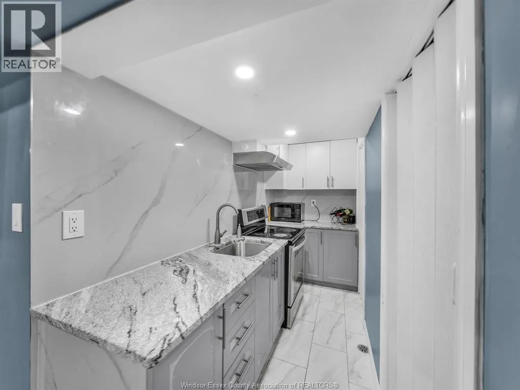 1337 CHATEAU AVENUE