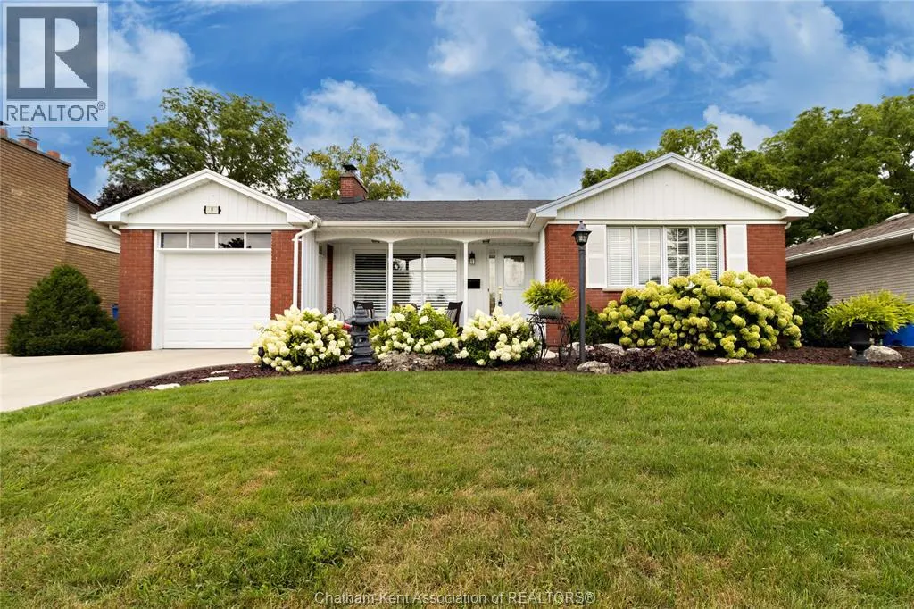 9 CHIPPEWA DRIVE