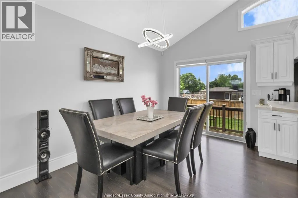 1154 MONARCH MEADOWS