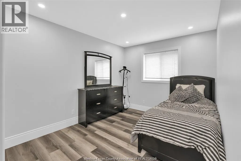 1154 MONARCH MEADOWS