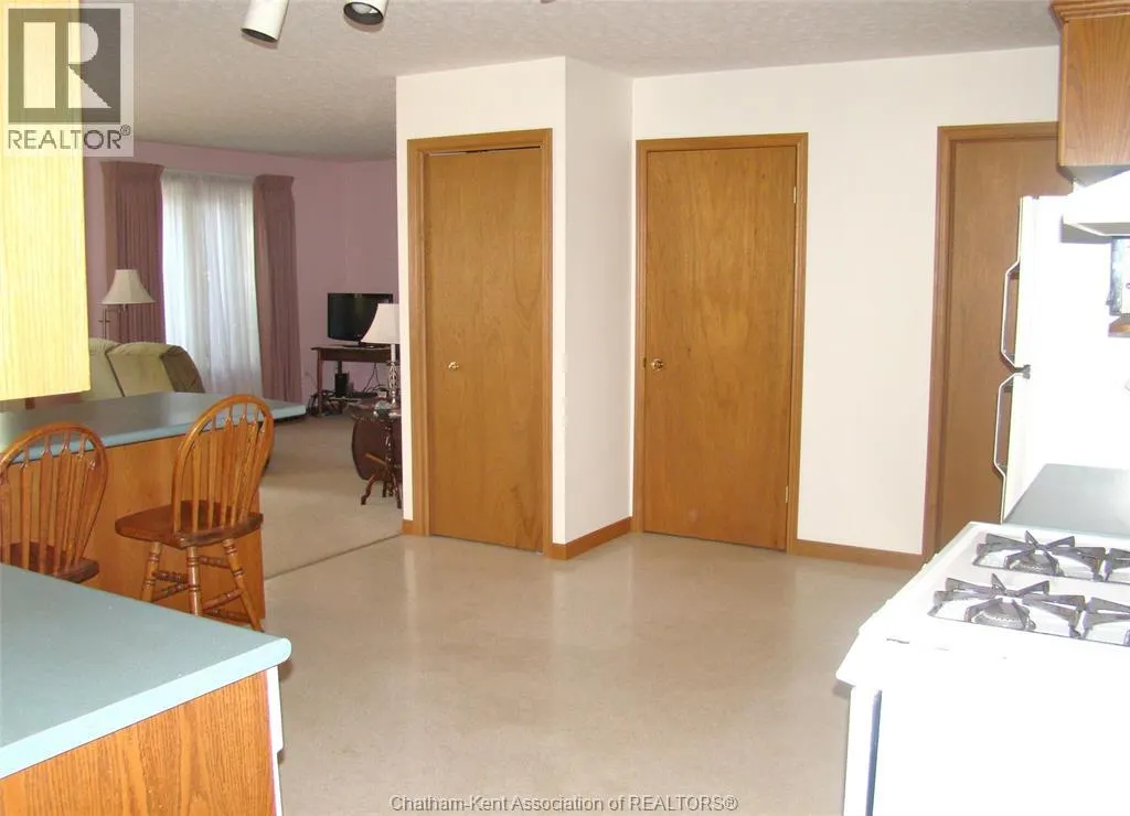 19A ERIE STREET North