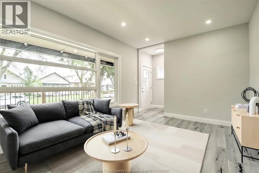 1563 LINCOLN ROAD