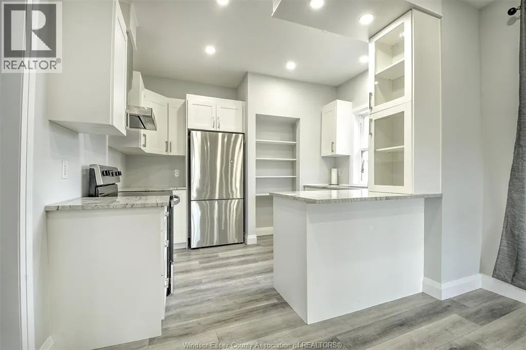 1563 LINCOLN ROAD