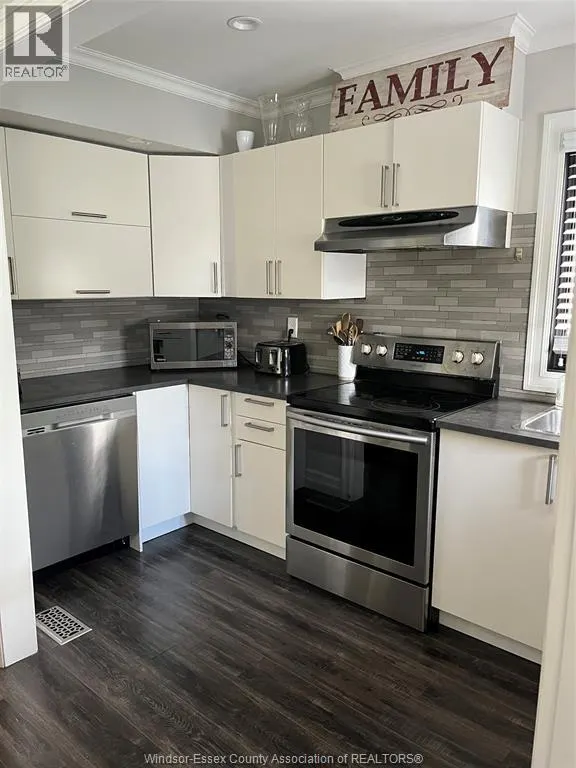 3205 MORRIS DRIVE Unit# Main