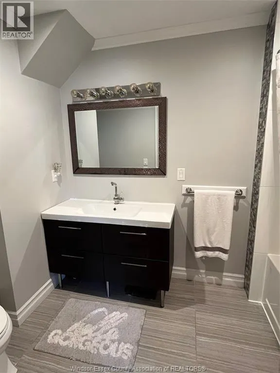 3205 MORRIS DRIVE Unit# Main