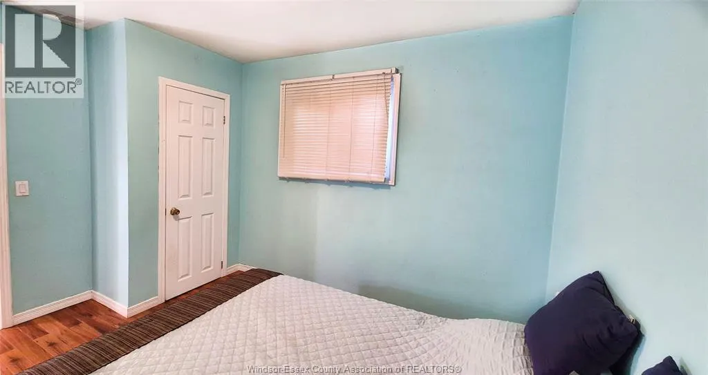 1559 BUCKINGHAM DRIVE