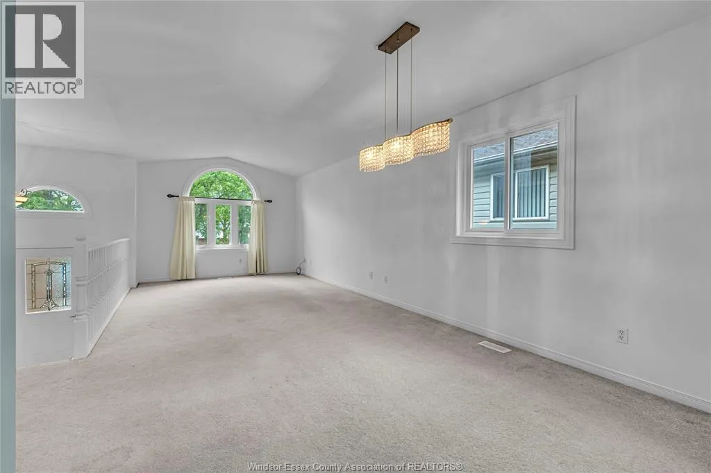 1152 LAKEVIEW