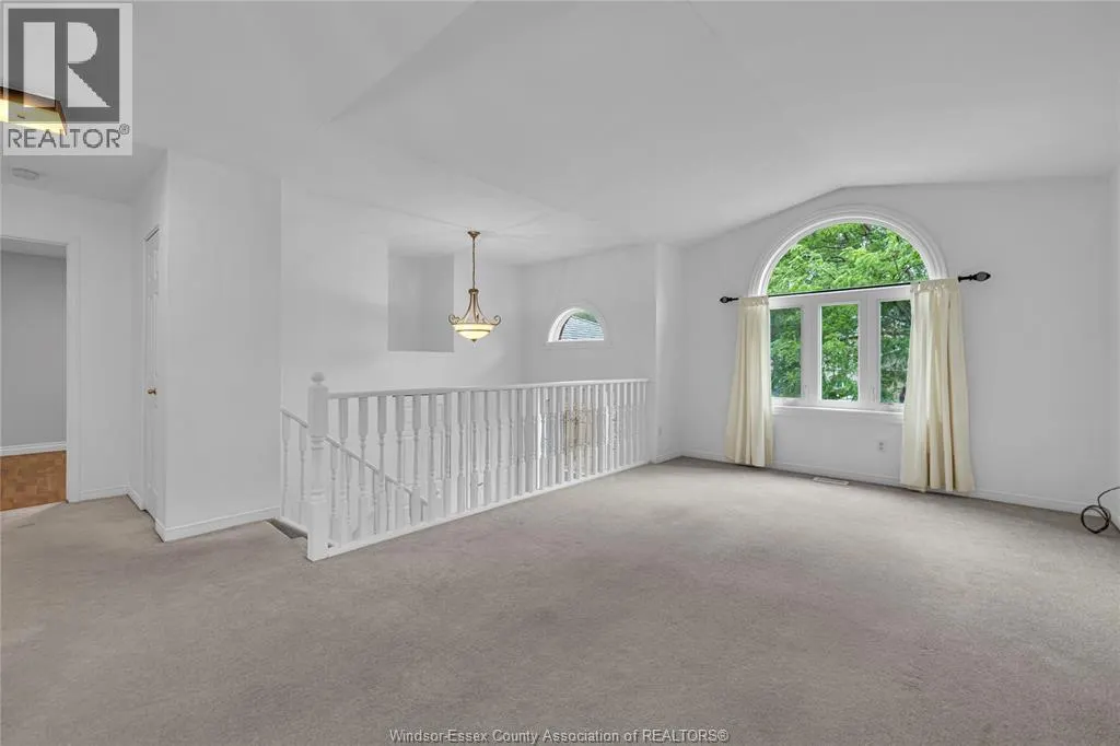 1152 LAKEVIEW