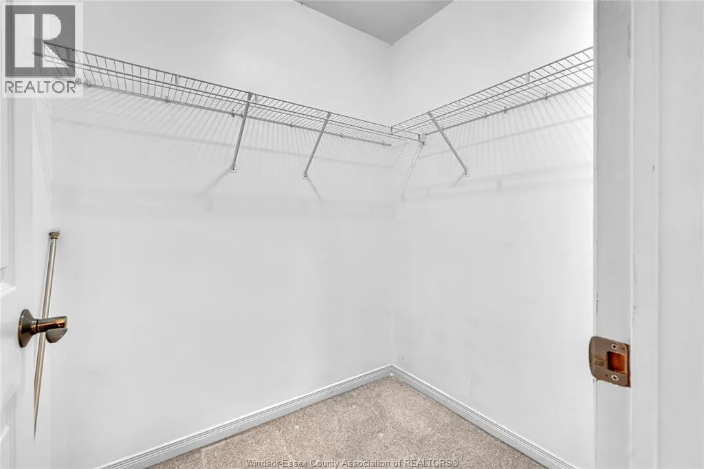 1152 LAKEVIEW