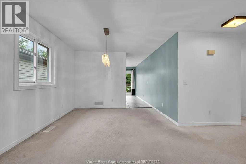 1152 LAKEVIEW