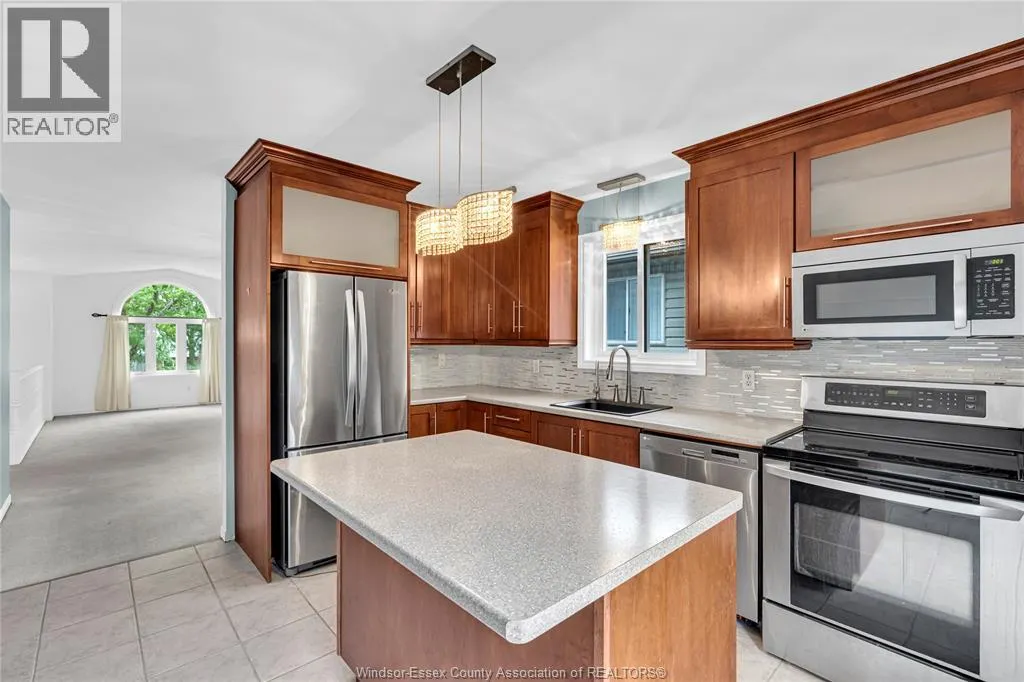 1152 LAKEVIEW