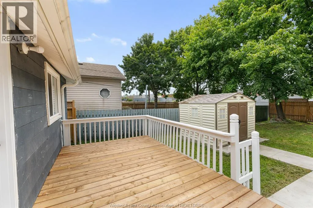 1139 WELLINGTON