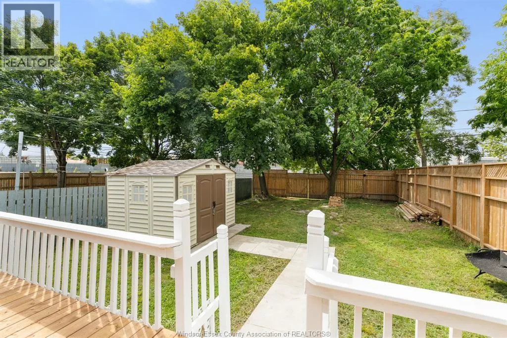 1139 WELLINGTON