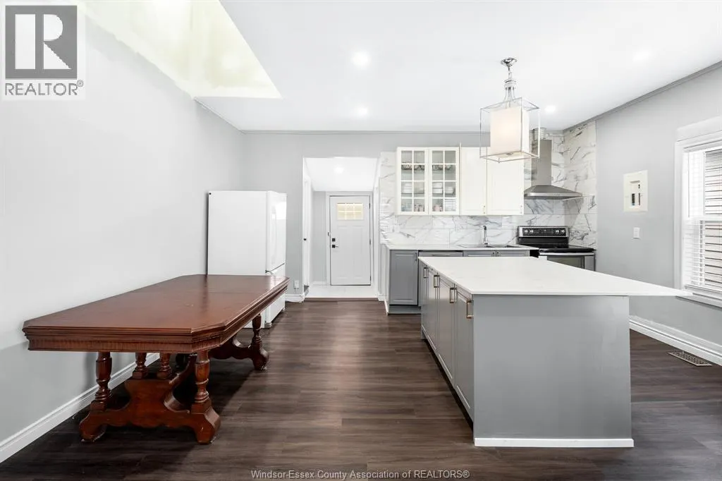 1139 WELLINGTON