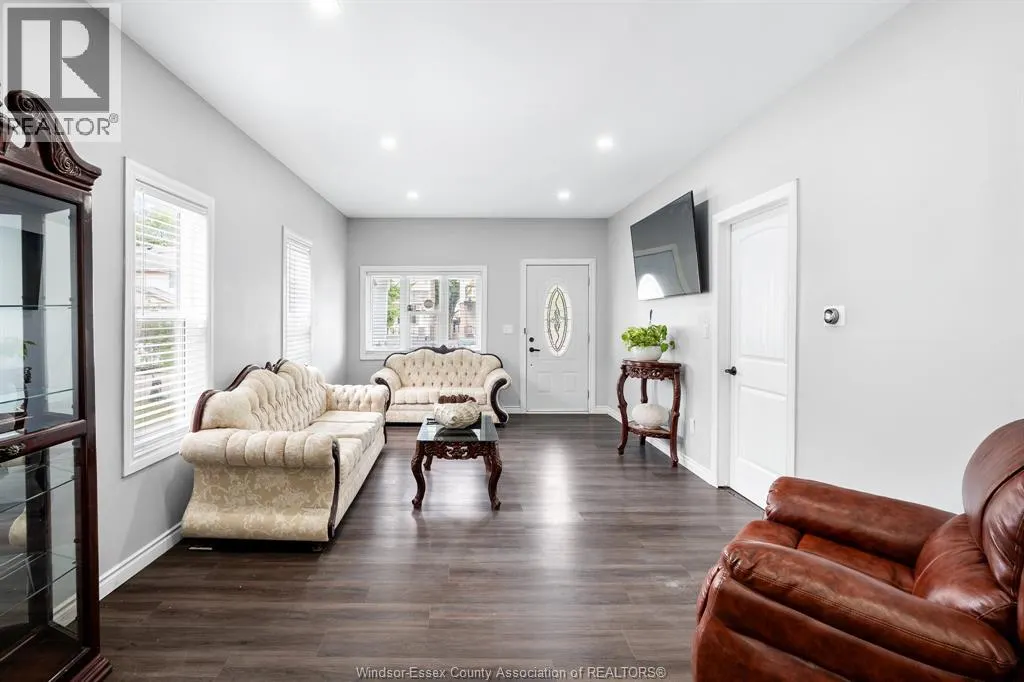 1139 WELLINGTON