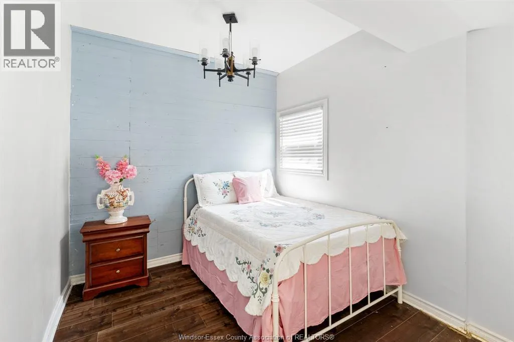 1139 WELLINGTON