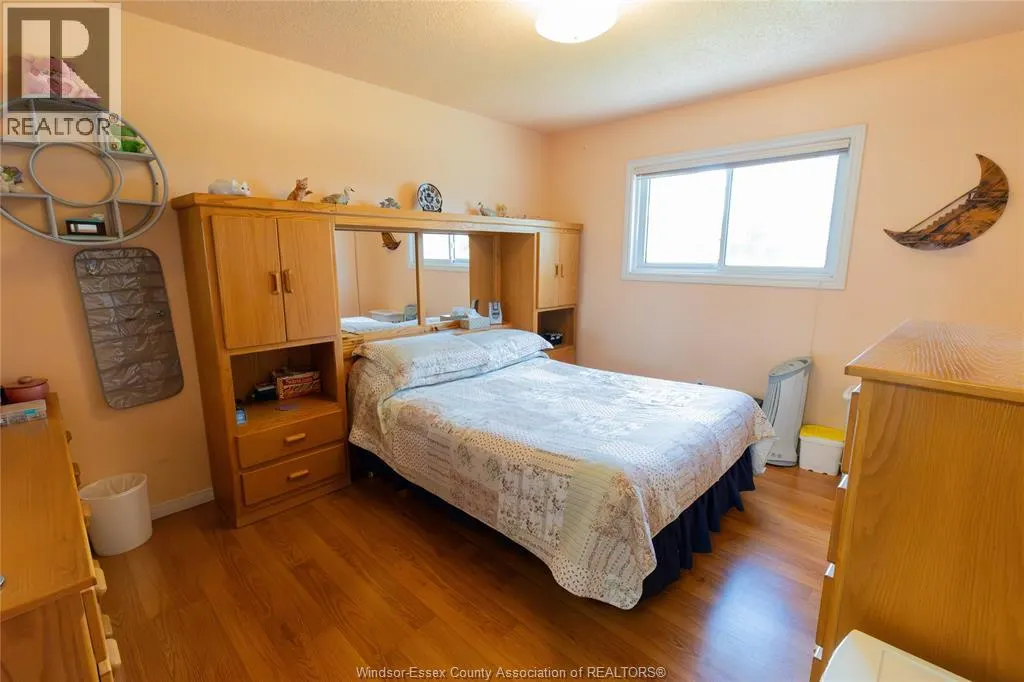 3526 HEMLOCK