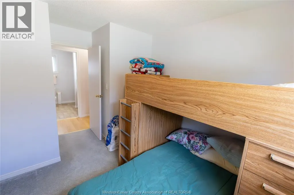 3526 HEMLOCK