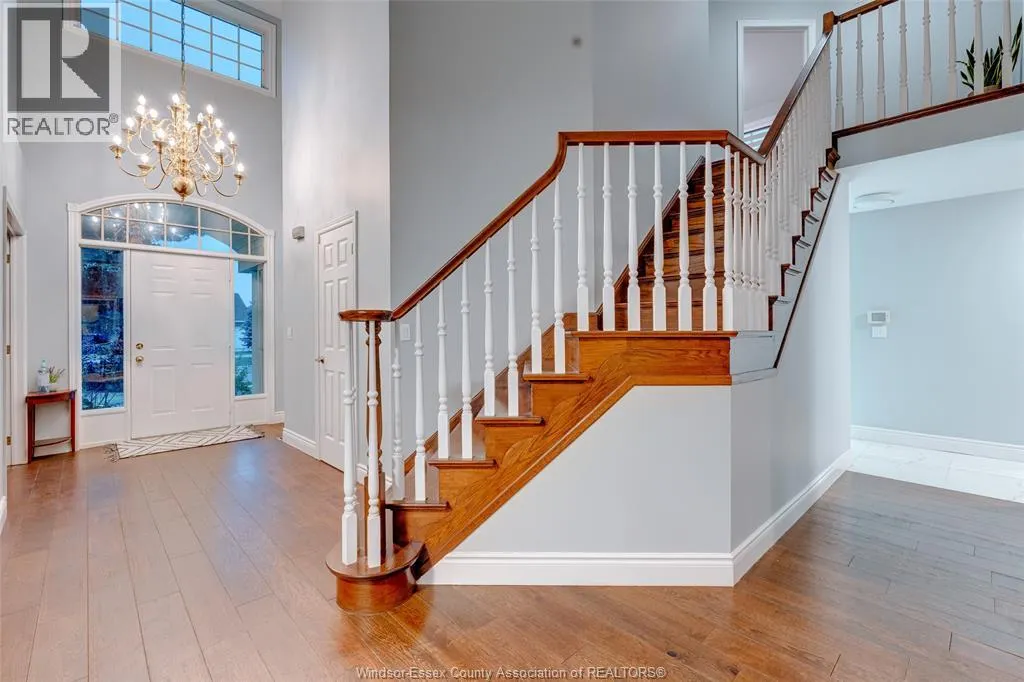 824 LAKE TRAIL DRIVE