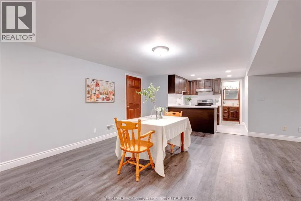 824 LAKE TRAIL DRIVE
