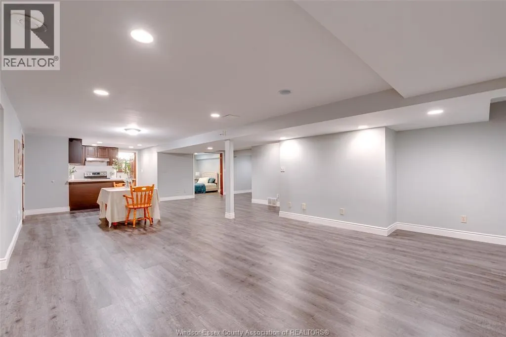824 LAKE TRAIL DRIVE