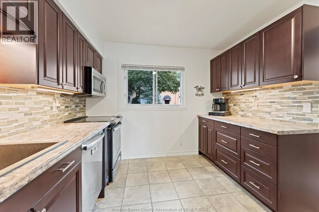 1657 EASTGATE ESTATES Unit# 60