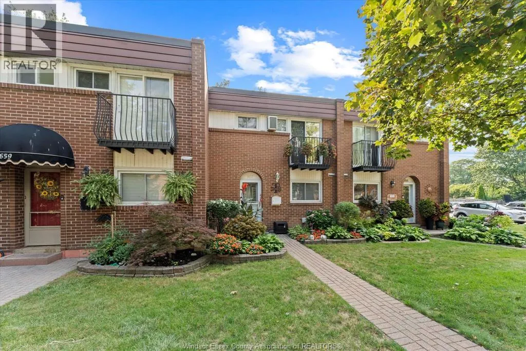 1657 EASTGATE ESTATES Unit# 60