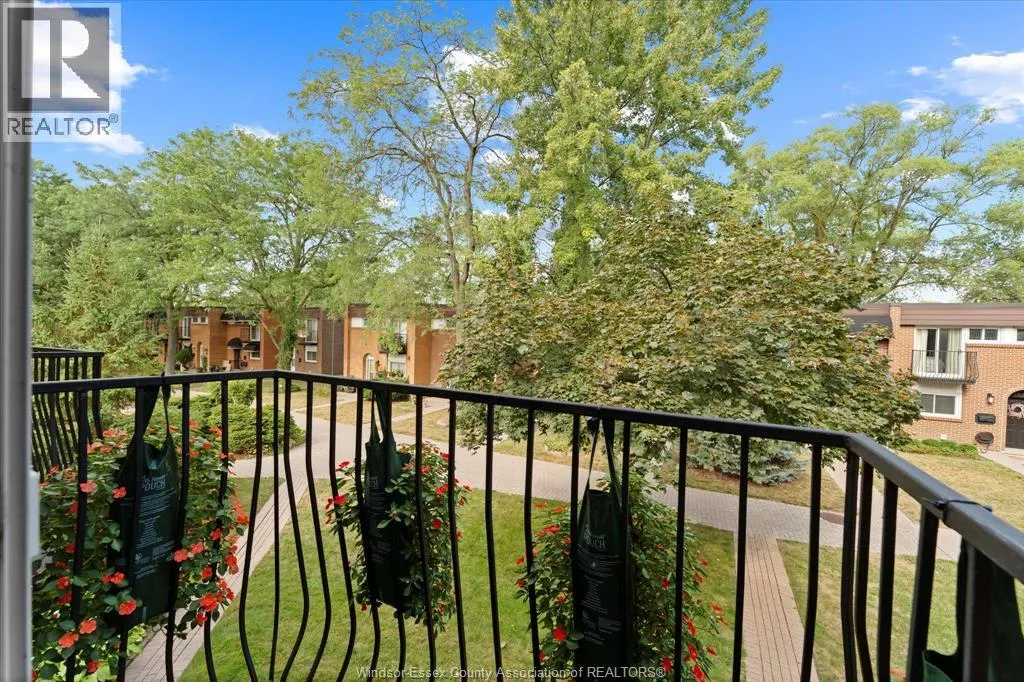 1657 EASTGATE ESTATES Unit# 60