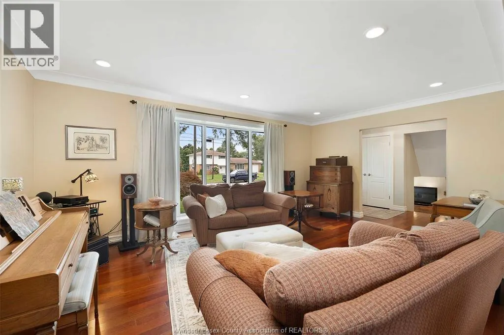 500 Bartlet DRIVE