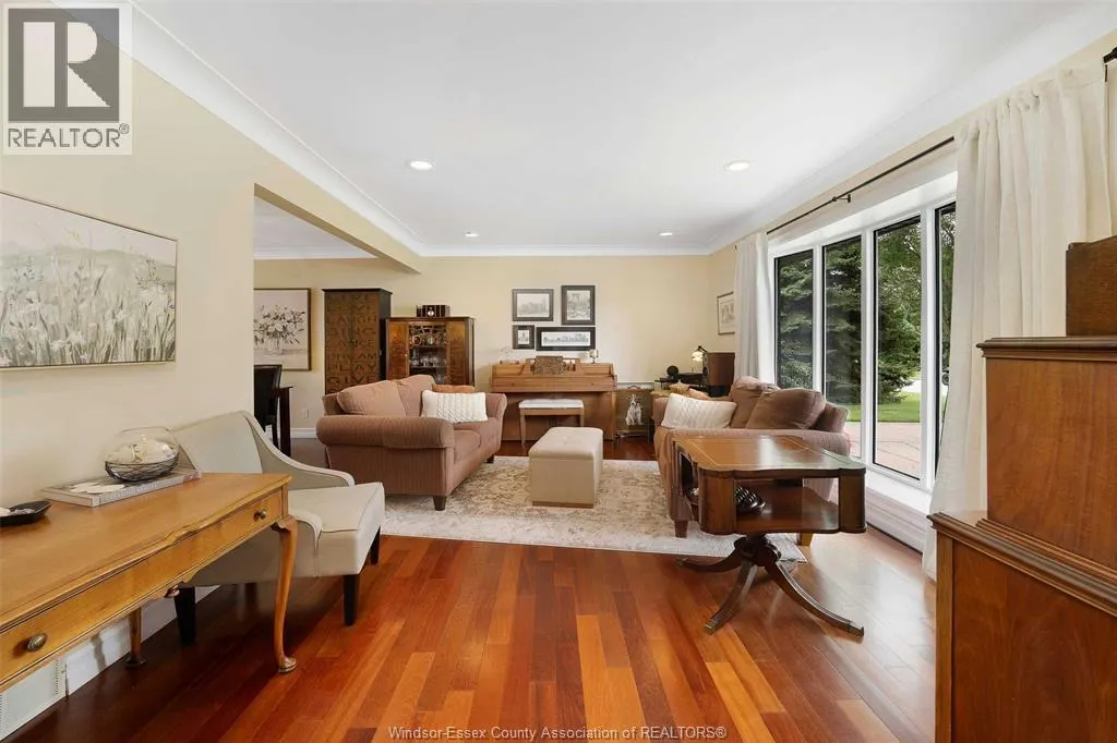 500 Bartlet DRIVE