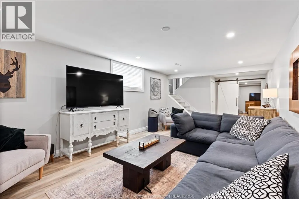 7117 ISABELLE COURT