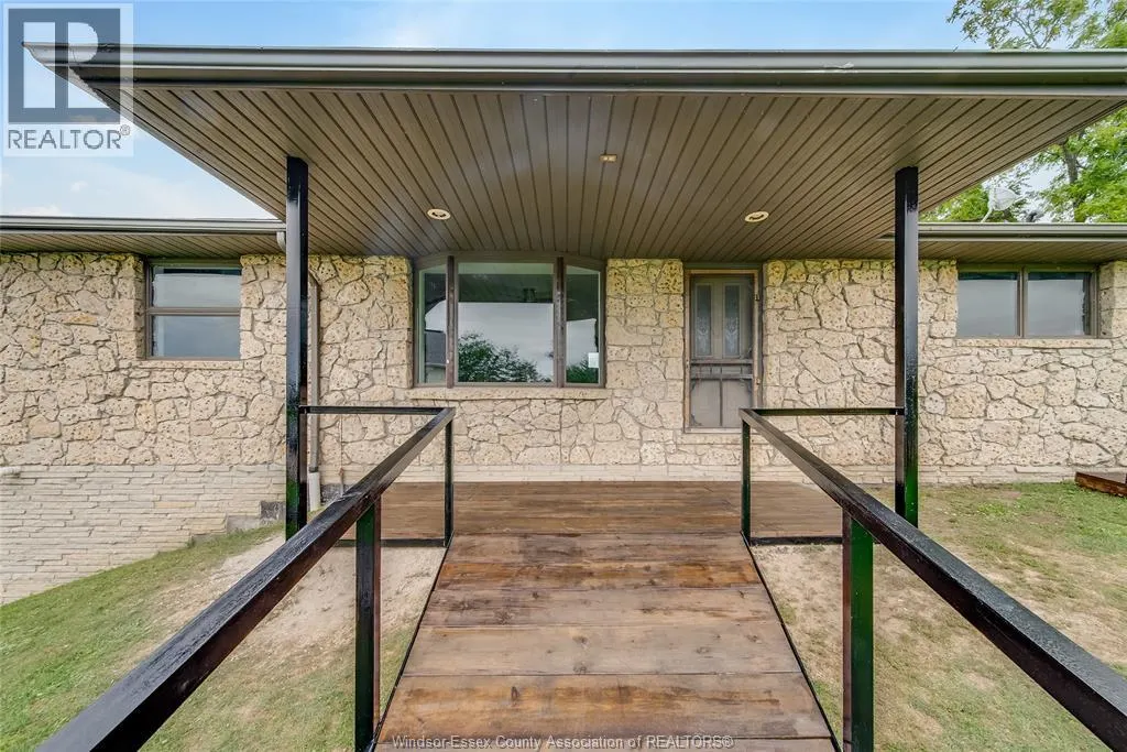 4317 CONCESSION 4 ROAD South