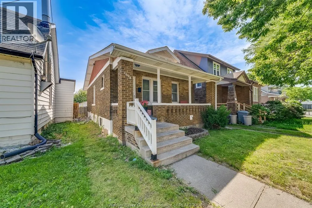 1694 MERCER