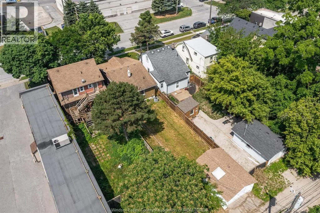 1694 MERCER