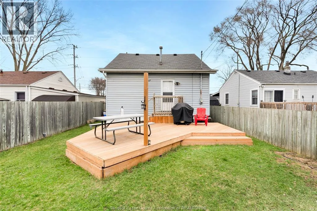 1323 PRINCE ROAD