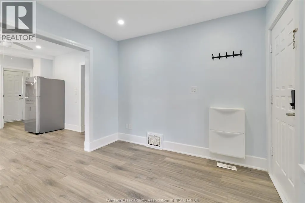 1323 PRINCE ROAD