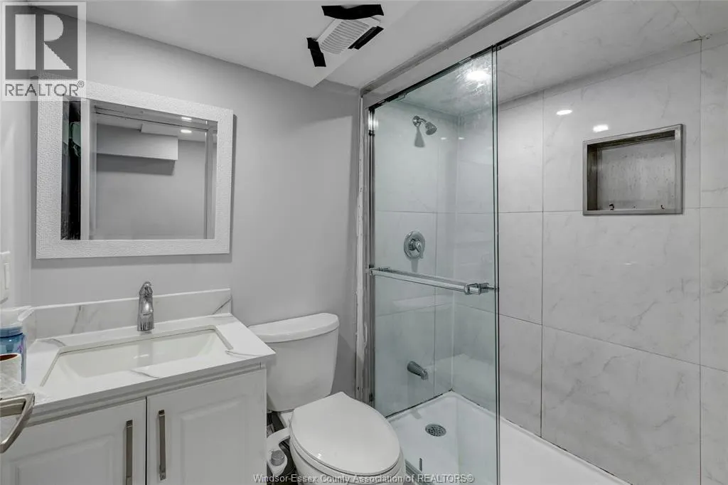 1323 PRINCE ROAD