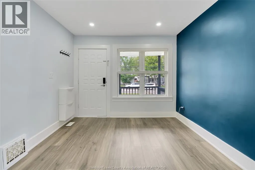 1323 PRINCE ROAD