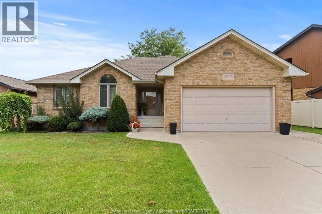 2805 MANGIN CRESCENT