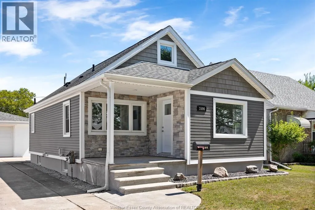 2696 PARENT AVENUE